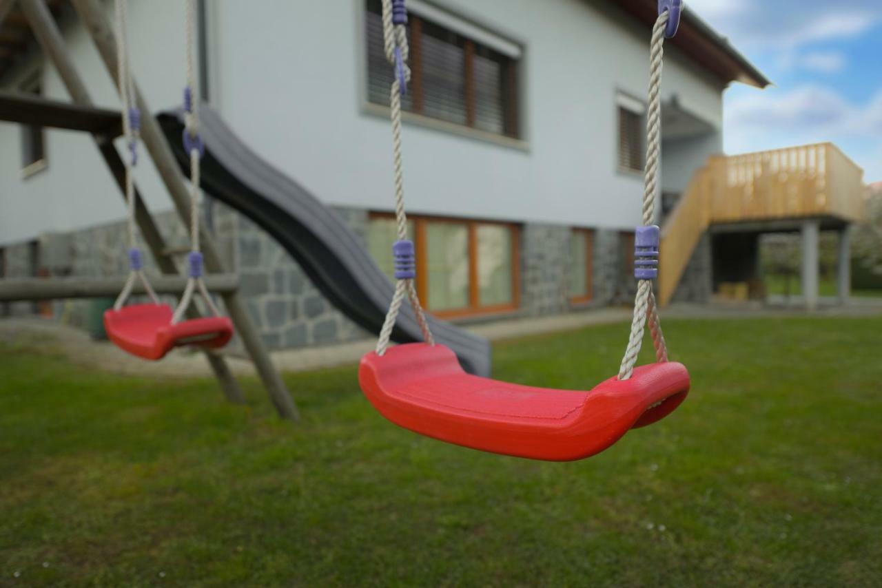 Apartmaji Nija Bled Exteriör bild